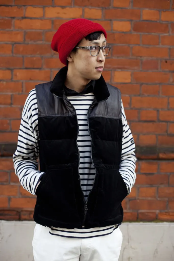 Uniqlo: Uniqlooks — commercial, fashion and portrait photograph in London, UK, frame 30 of 49.
